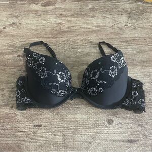 Victoria's Secret Padded Lace Demi Bra Size 34B